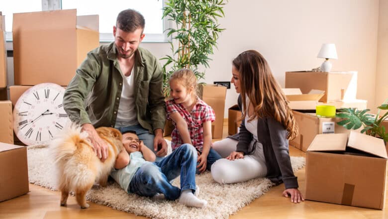How does a bridging loan help you buy before you sell?
